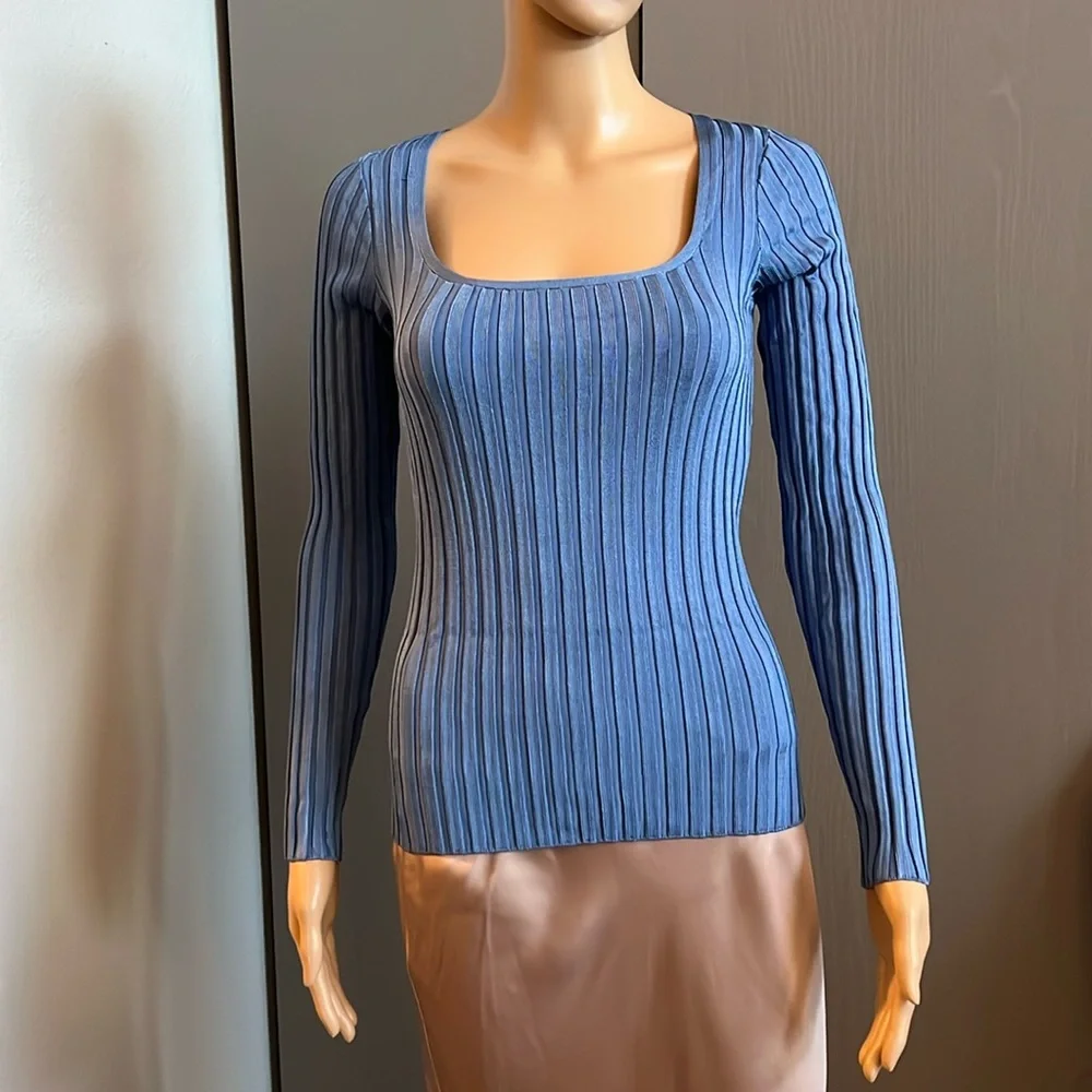VERONICA BEARD SWEATER M